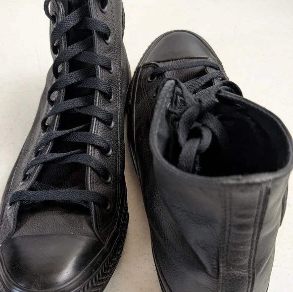 Converse Chuck Taylor Shoes All Star HighTop Black Leather 135251C Mens Size 11 - Picture 9 of 12